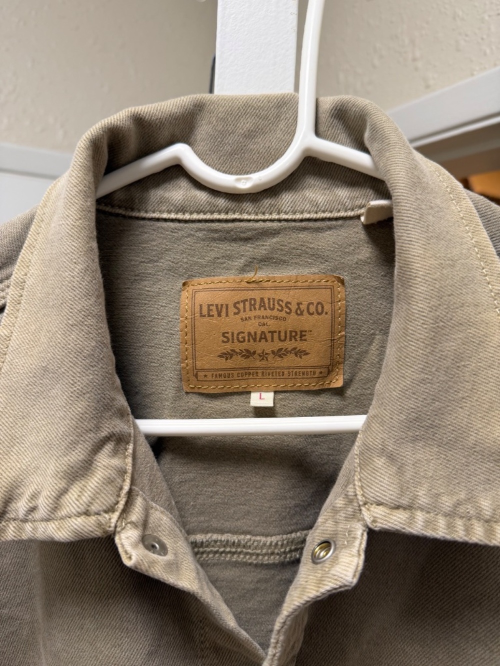 Levi’s Denim Jacket, Large - Picture 2 of 4